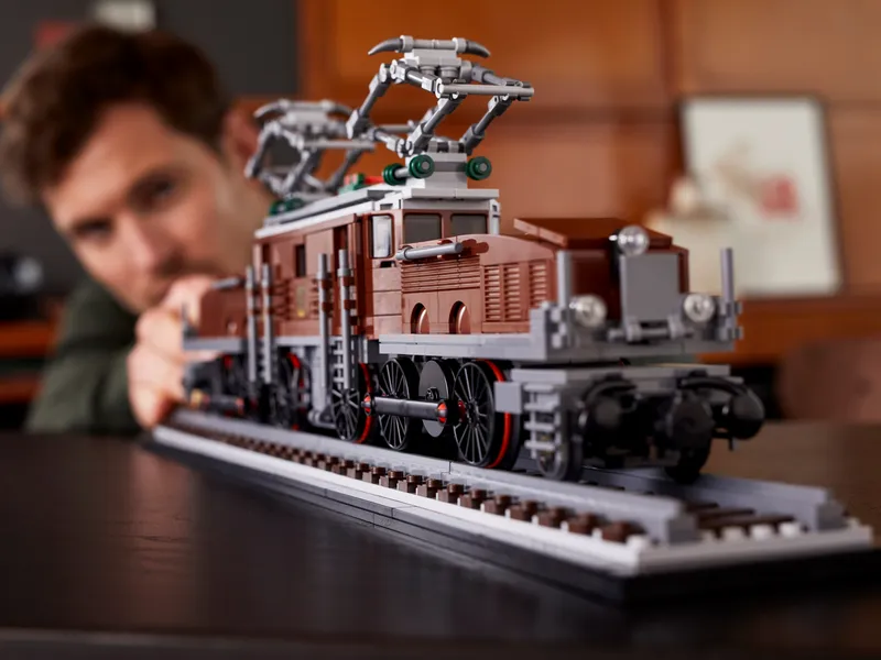 Crocodile Locomotive