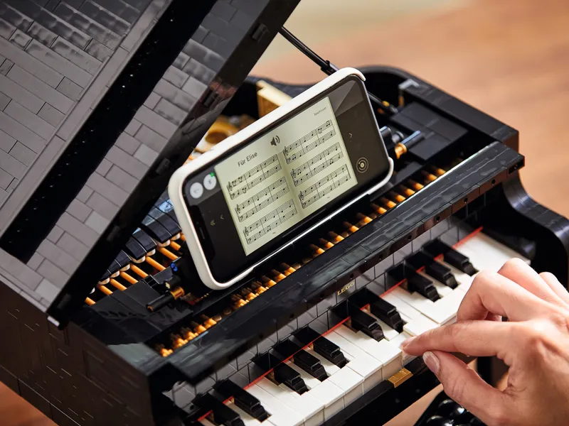 Grand Piano