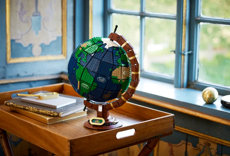 The Globe