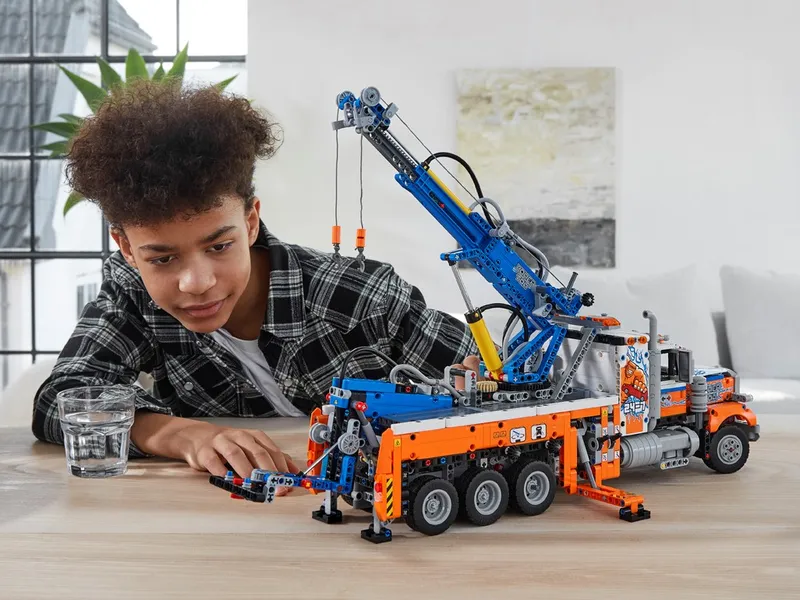 Heavy Duty Tow Truck