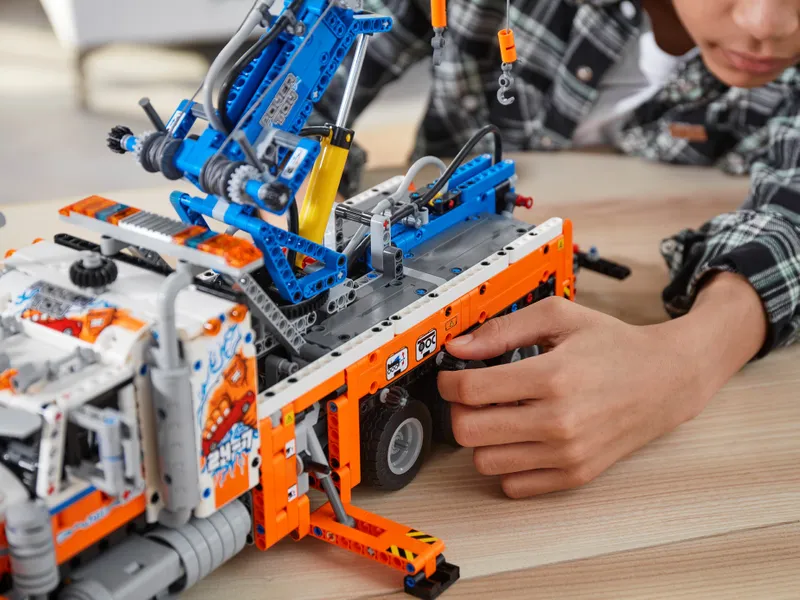 Heavy Duty Tow Truck