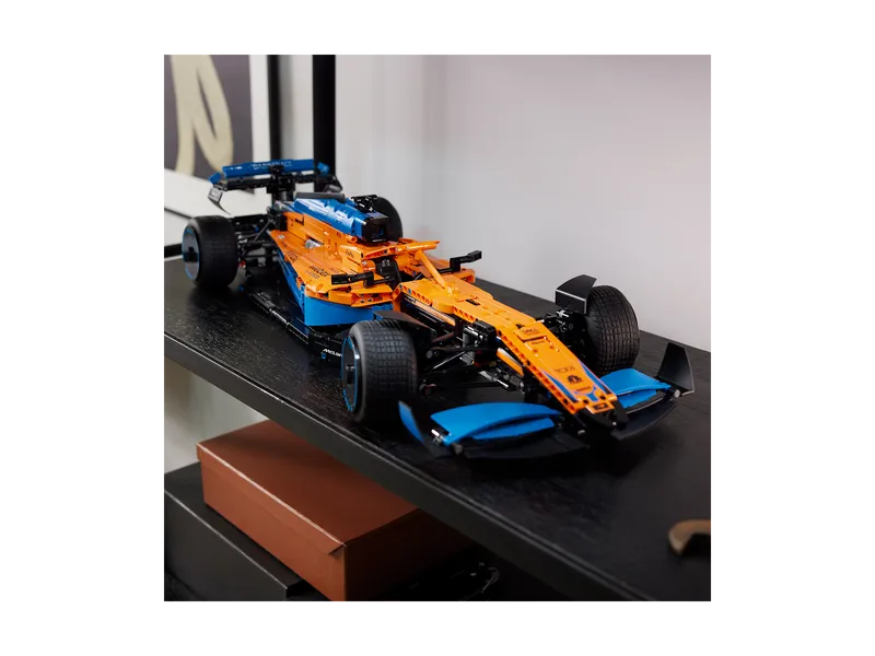 McLaren Formula 1 Team 2022 (First Edition)
