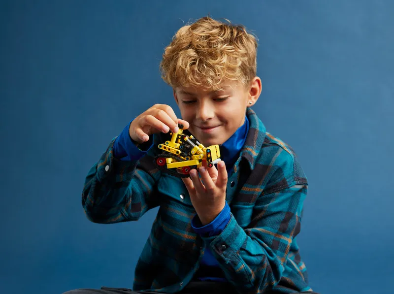 Heavy-Duty Bulldozer