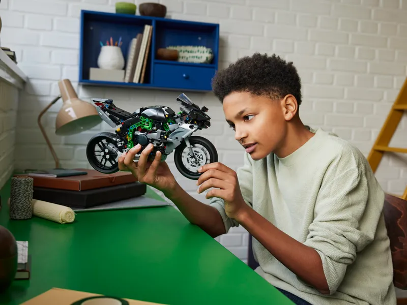 Kawasaki Ninja H2 Motorcycle