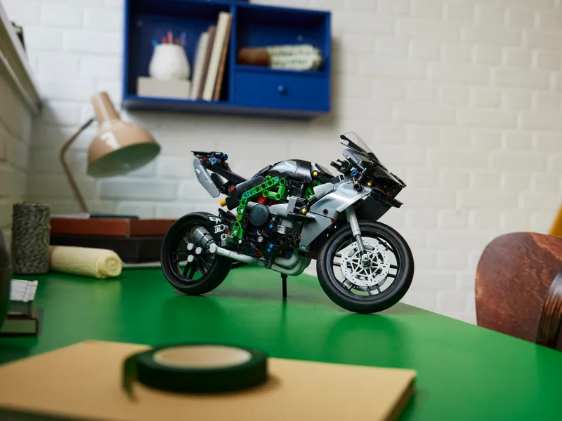 Kawasaki Ninja H2 Motorcycle