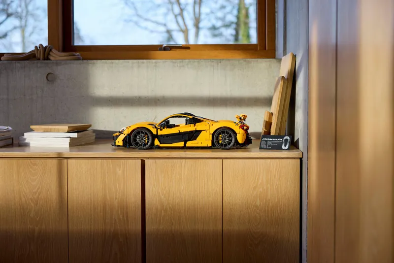 McLaren P1