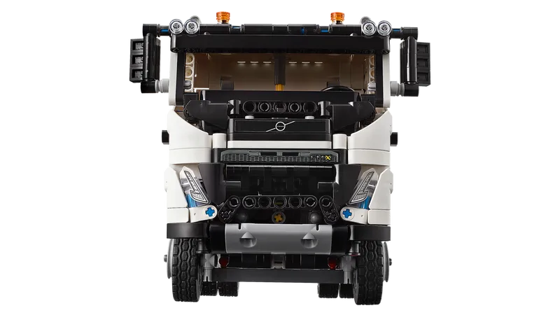 Volvo FMX Truck & EC230 Electric Excavator
