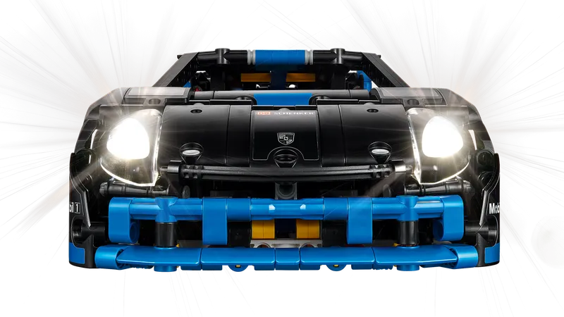 Porsche GT4 e-Performance