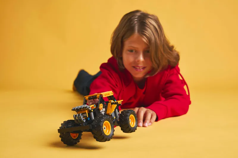 Monster Jam DIGatron Pull-Back