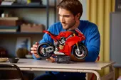Ducati Panigale V4 S Motorcycle