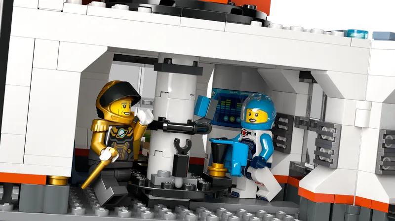 Space Base and Rocket Launchpad
