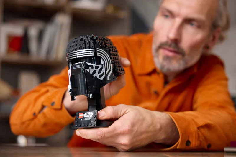 Kylo Ren Helmet